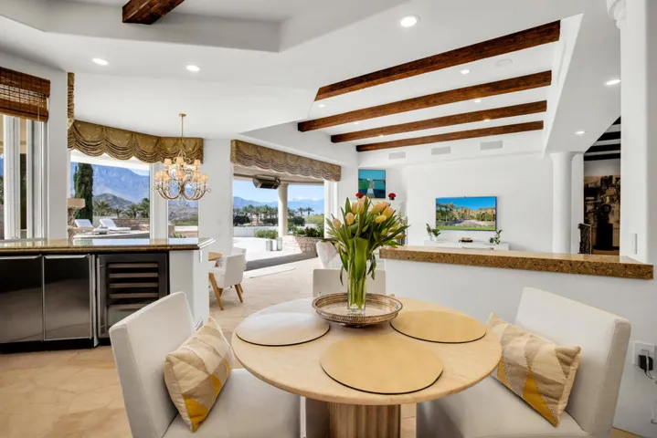 Breakfast Nook