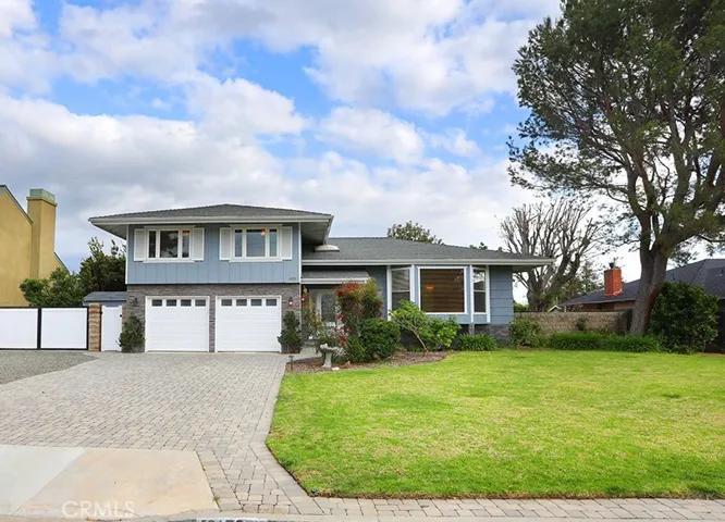12172 Woodlawn Avenue, North Tustin, California 92705