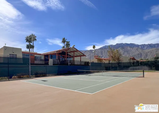 1411 N Sunrise Way 3, Palm Springs, California 92262