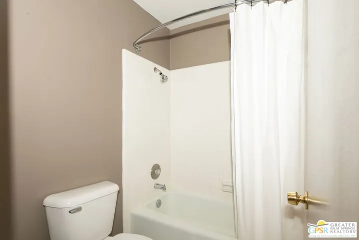 1411 N Sunrise Way 3, Palm Springs, California 92262