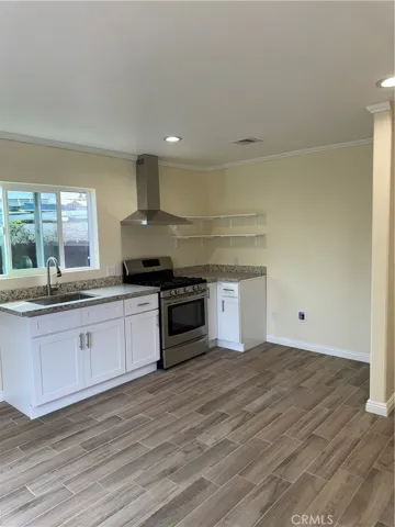6824 Lubao Avenue, Winnetka, California 91306