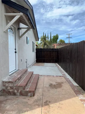 6824 Lubao Avenue, Winnetka, California 91306