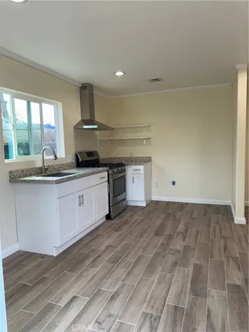 6824 Lubao Avenue, Winnetka, California 91306