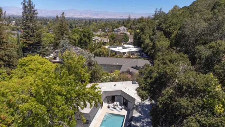 131 Craig Way, Los Gatos, California 95032