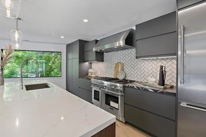 131 Craig Way, Los Gatos, California 95032