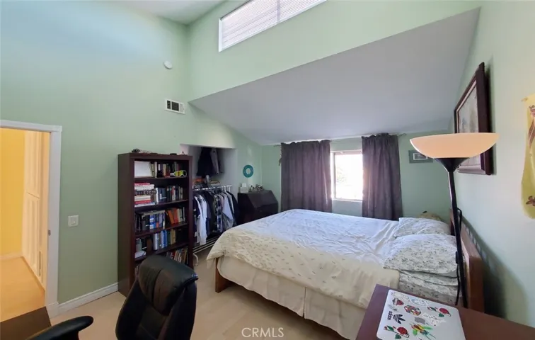 4241 Howard Avenue 12, Los Alamitos, California 90720