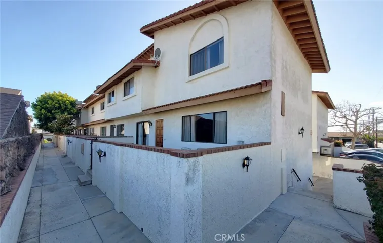 4241 Howard Avenue 12, Los Alamitos, California 90720
