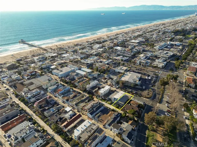 429 10th Street, Manhattan Beach, California 90266