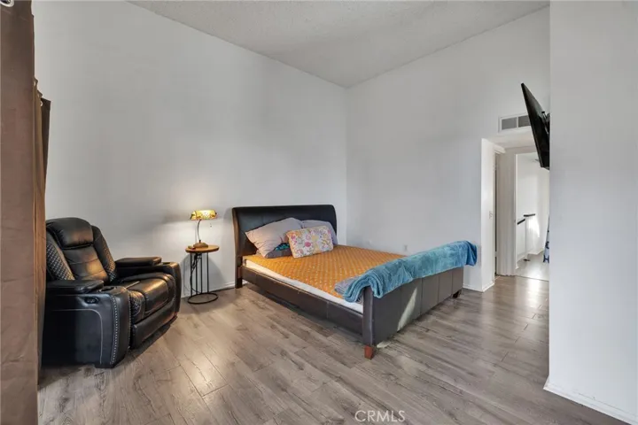 21901 Dupont Street 13, Chatsworth, California 91311