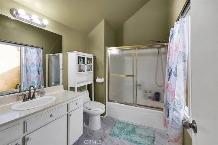 21901 Dupont Street 13, Chatsworth, California 91311
