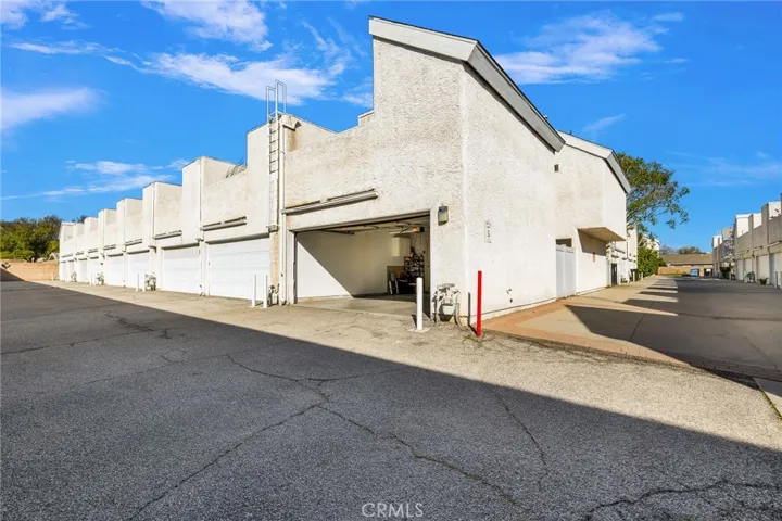 21901 Dupont Street 13, Chatsworth, California 91311