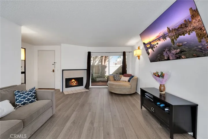 21901 Dupont Street 13, Chatsworth, California 91311