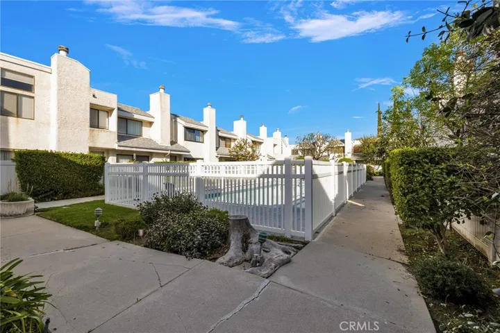21901 Dupont Street 13, Chatsworth, California 91311
