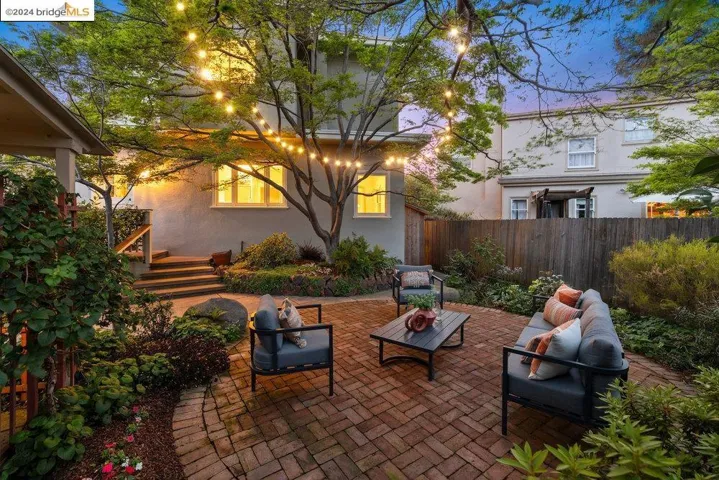 90 Fairview Ave, Piedmont, California 94610