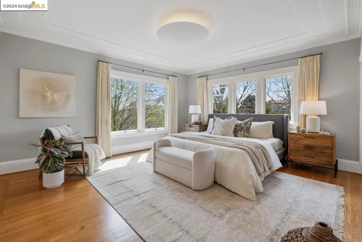 90 Fairview Ave, Piedmont, California 94610