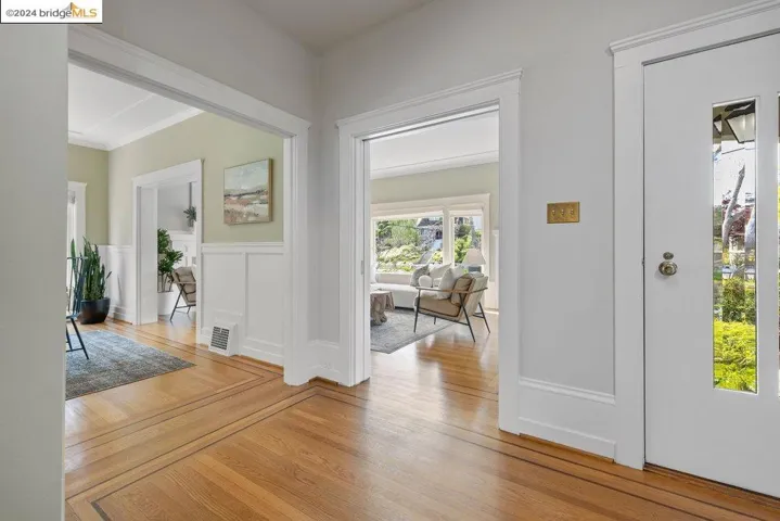 90 Fairview Ave, Piedmont, California 94610