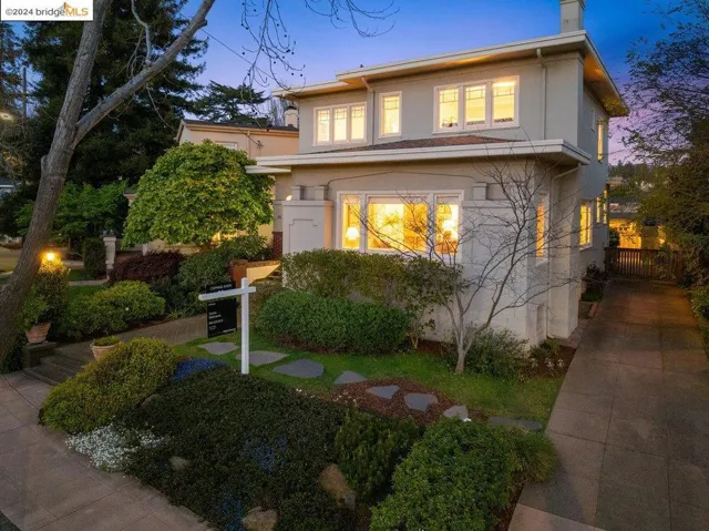 90 Fairview Ave, Piedmont, California 94610