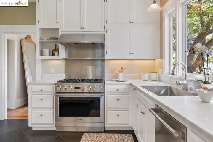 90 Fairview Ave, Piedmont, California 94610