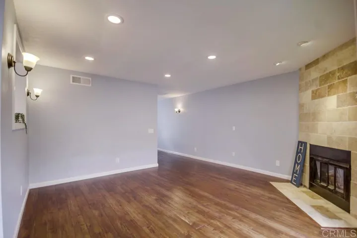 10811 Riderwood B, Santee, California 92071