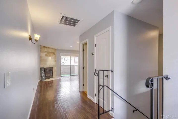 10811 Riderwood B, Santee, California 92071