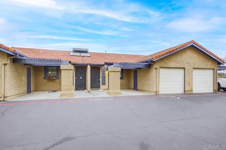 10811 Riderwood B, Santee, California 92071