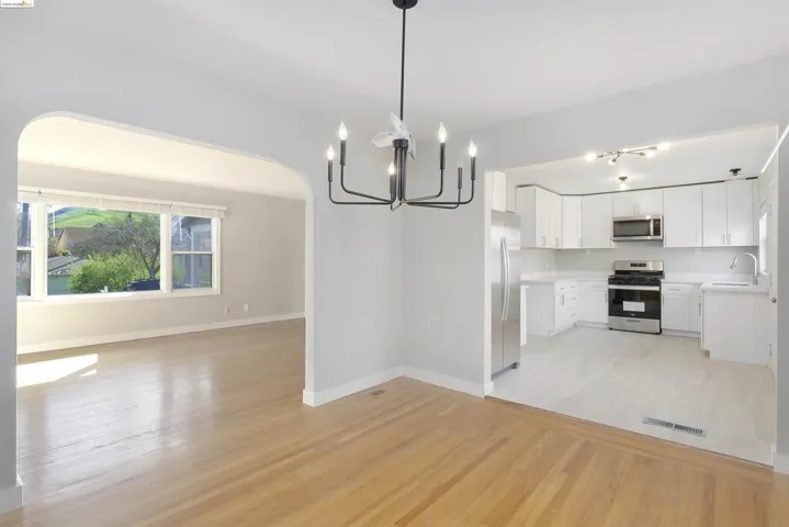 108 Lois Ave, Pittsburg, California 94565