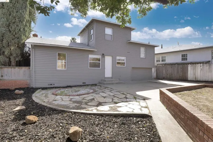 108 Lois Ave, Pittsburg, California 94565