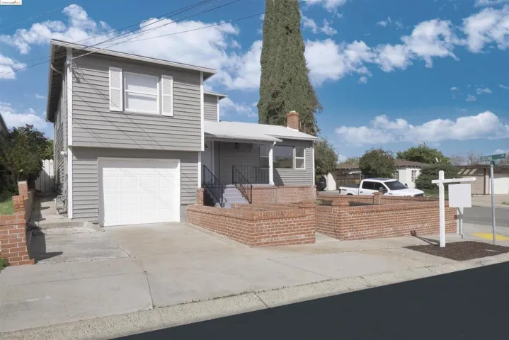 108 Lois Ave, Pittsburg, California 94565