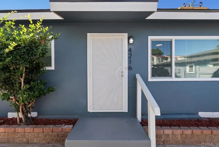 4216 18 Chamoune Avenue, San Diego, California 92115