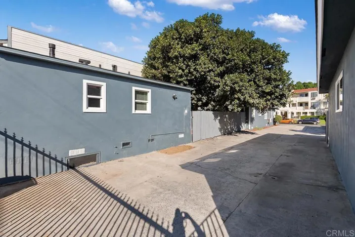 4216 18 Chamoune Avenue, San Diego, California 92115