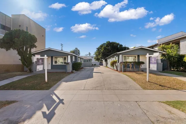 4216 18 Chamoune Avenue, San Diego, California 92115