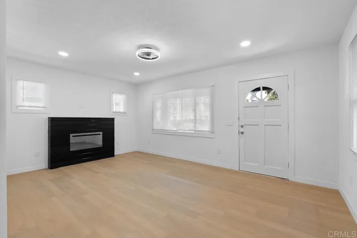 4216 18 Chamoune Avenue, San Diego, California 92115