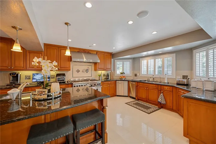 15256 Los Altos Drive, Hacienda Heights, California 91745