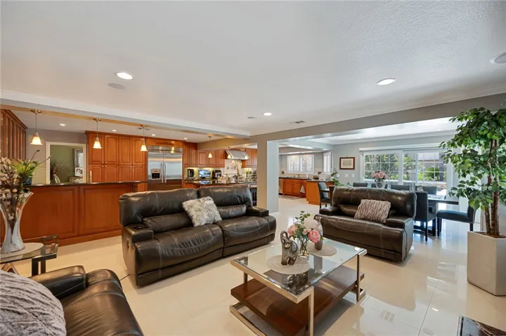 15256 Los Altos Drive, Hacienda Heights, California 91745