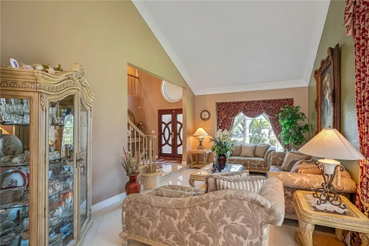 15256 Los Altos Drive, Hacienda Heights, California 91745
