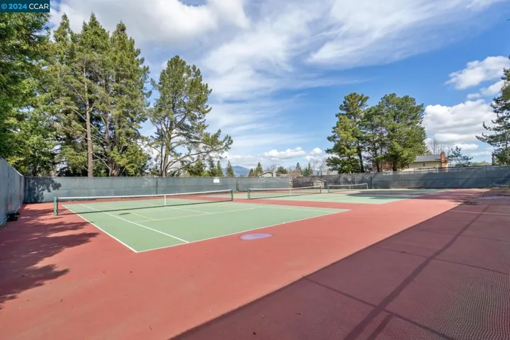 Community Tennis Courts