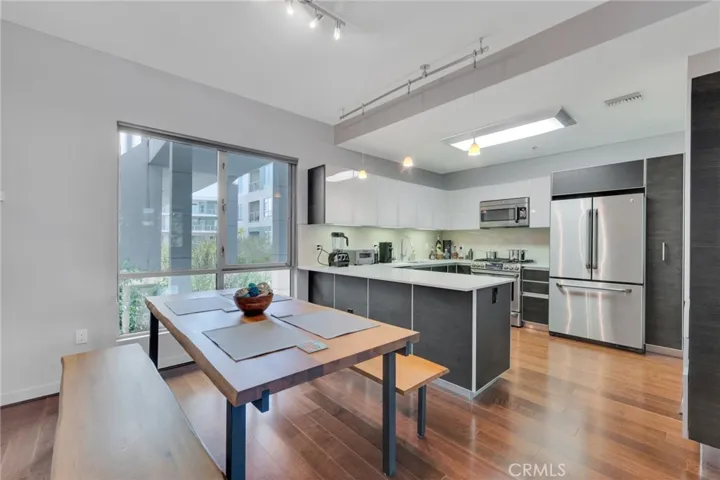 11500 Tennessee Ave Unit 104, West Los Angeles, California 90064