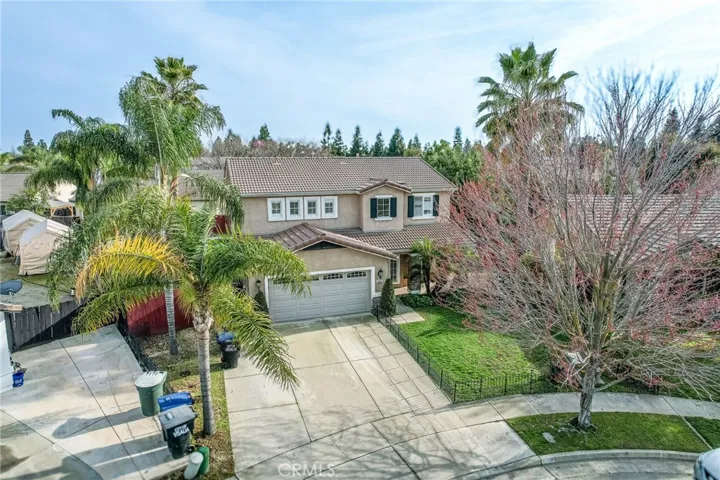 3845 E Villoy Court, Visalia, California 93292