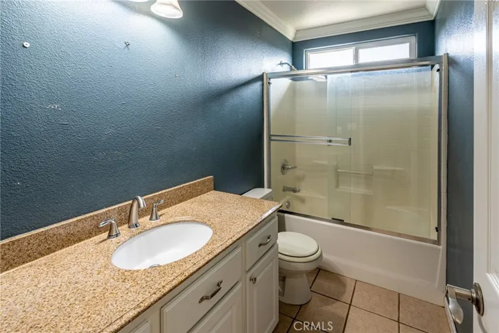 3845 E Villoy Court, Visalia, California 93292