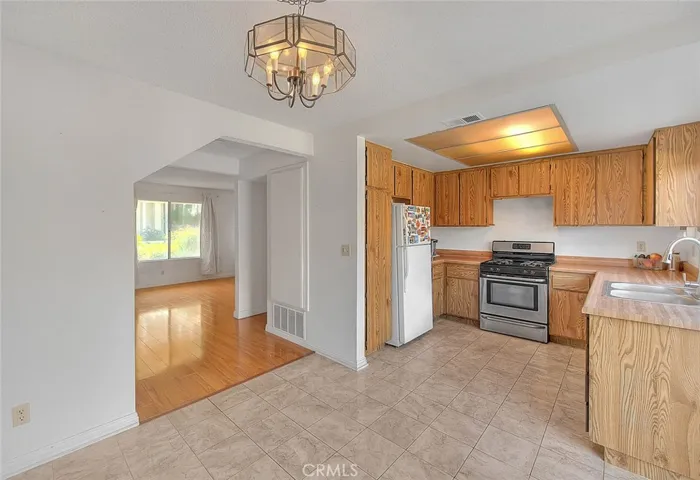 15214 Shadybend Drive 62, Hacienda Heights, California 91745
