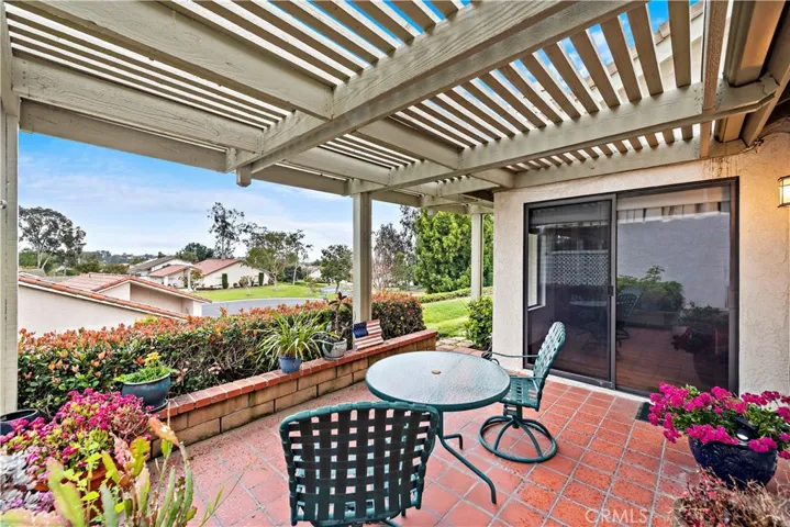 23552 Villena, Mission Viejo, California 92692