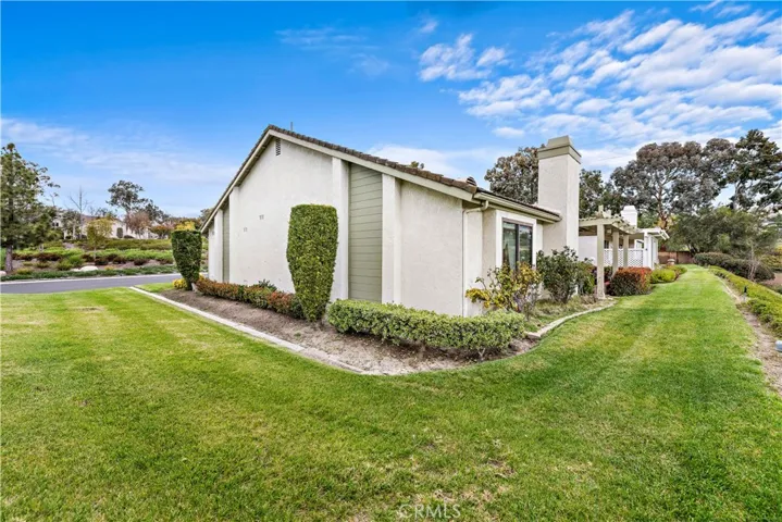 23552 Villena, Mission Viejo, California 92692