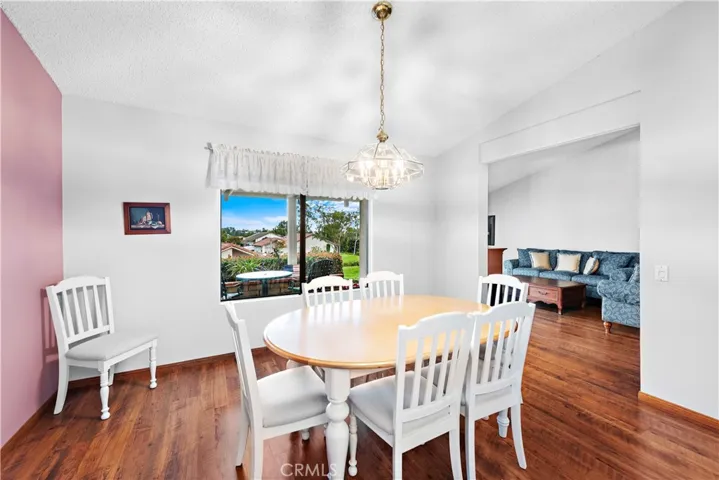 23552 Villena, Mission Viejo, California 92692