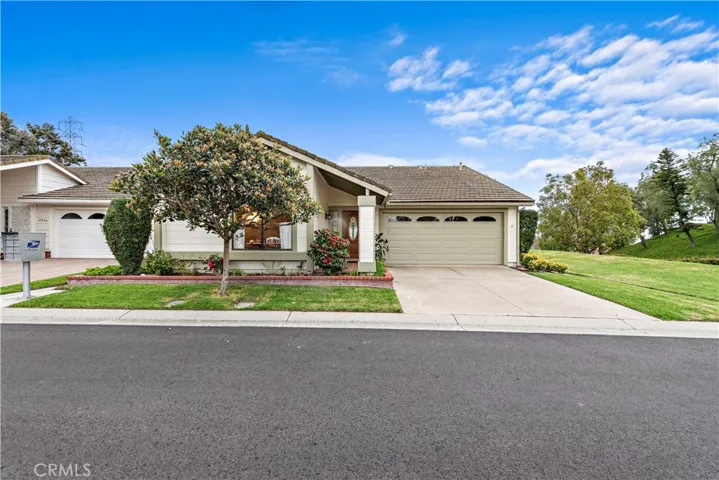 23552 Villena, Mission Viejo, California 92692