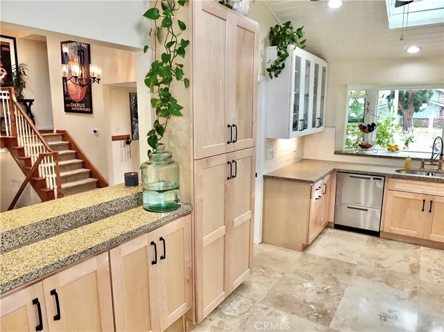 6231 E Monita Street, Long Beach, California 90803
