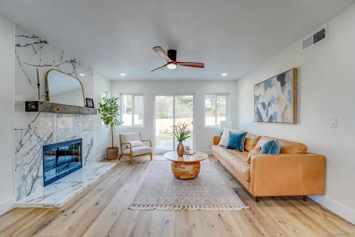 5065 Viewridge Way, Oceanside, California 92056