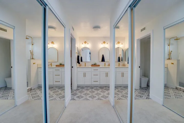 5065 Viewridge Way, Oceanside, California 92056