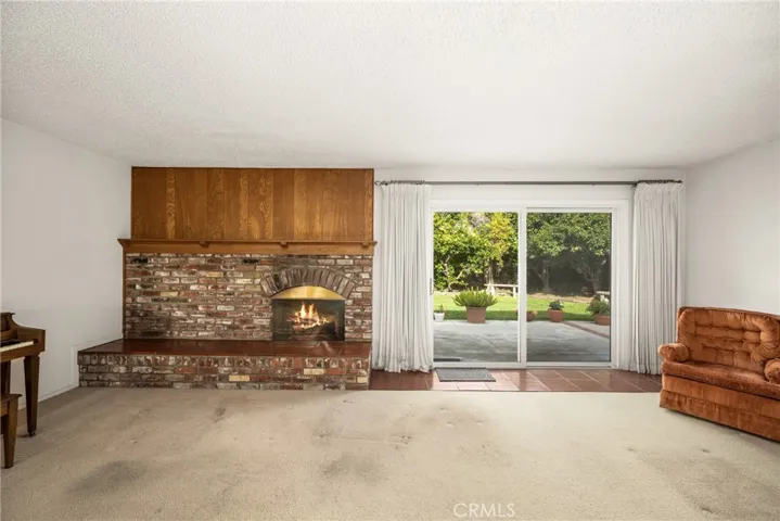 1411 E 1st Street, Tustin, California 92780