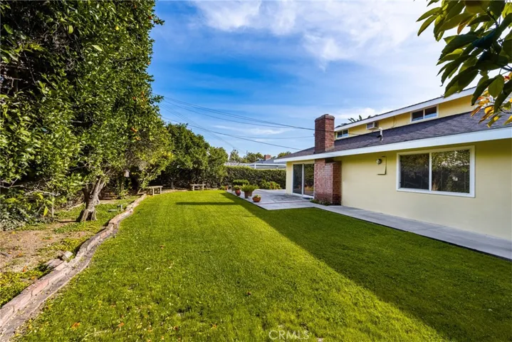1411 E 1st Street, Tustin, California 92780
