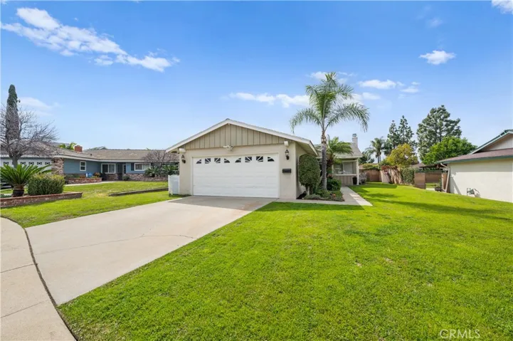 1739 S Candish Avenue, Glendora, California 91740